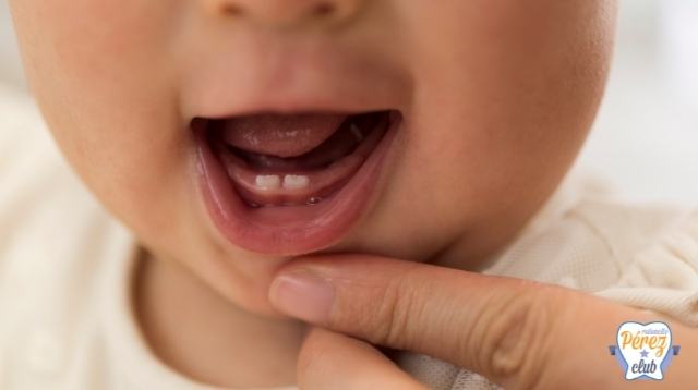 ¿Cómo puedo aliviar la dentición de mi bebé?
