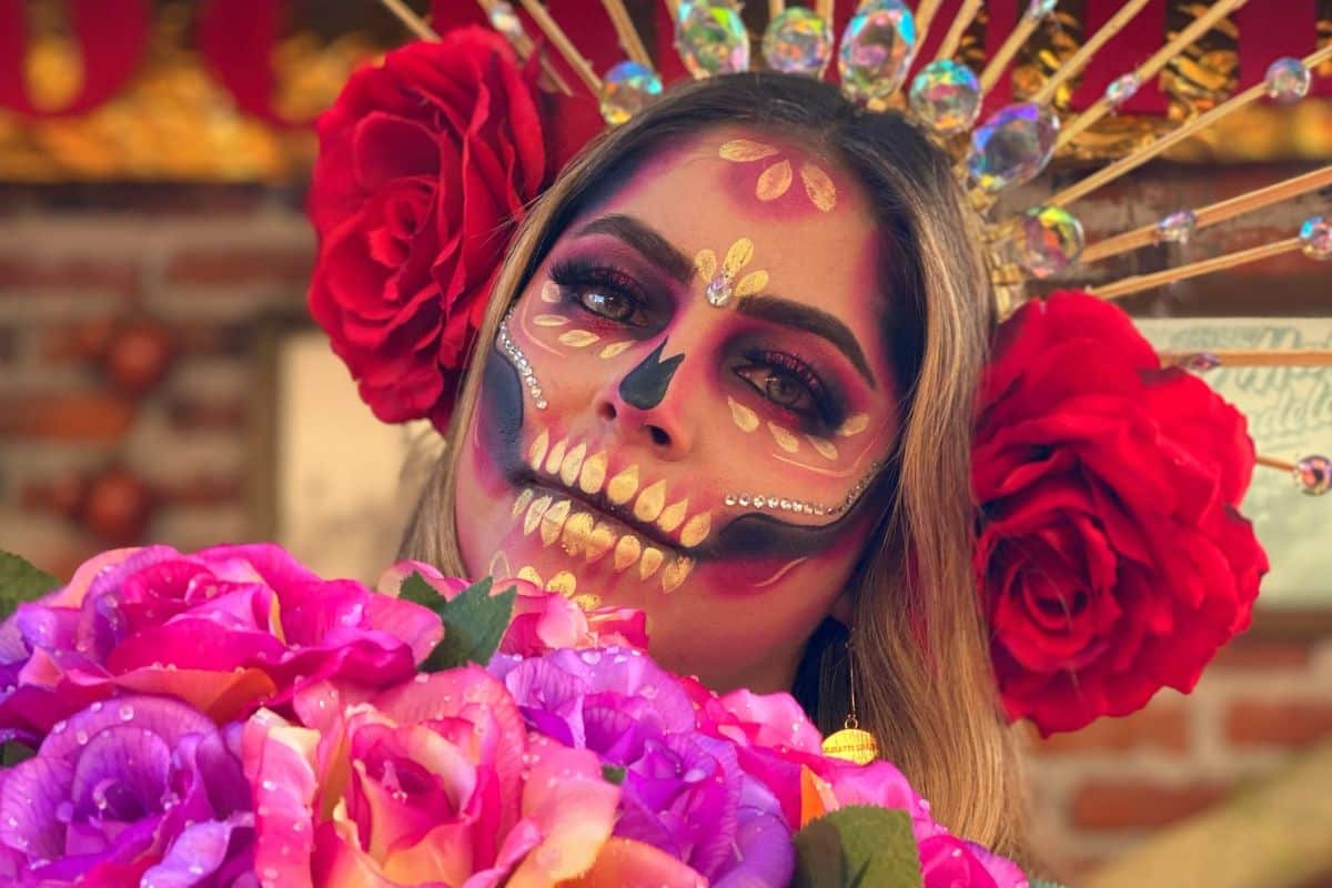 ¿Cómo quitar el maquillaje de Día de Muertos?