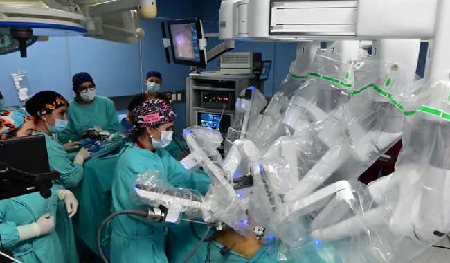 Inician Programa de Cirugía Robótica para personas sin seguridad social