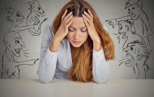 20 minutos de pensamientos negativos afectan la microbiota: estudio