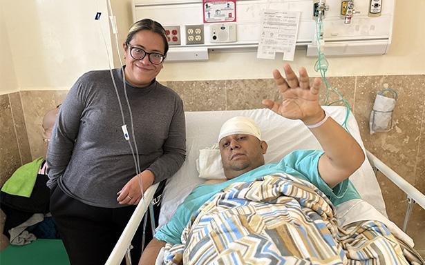 Realizan primera neurocirugía con técnica de paciente despierto: ¿cómo?