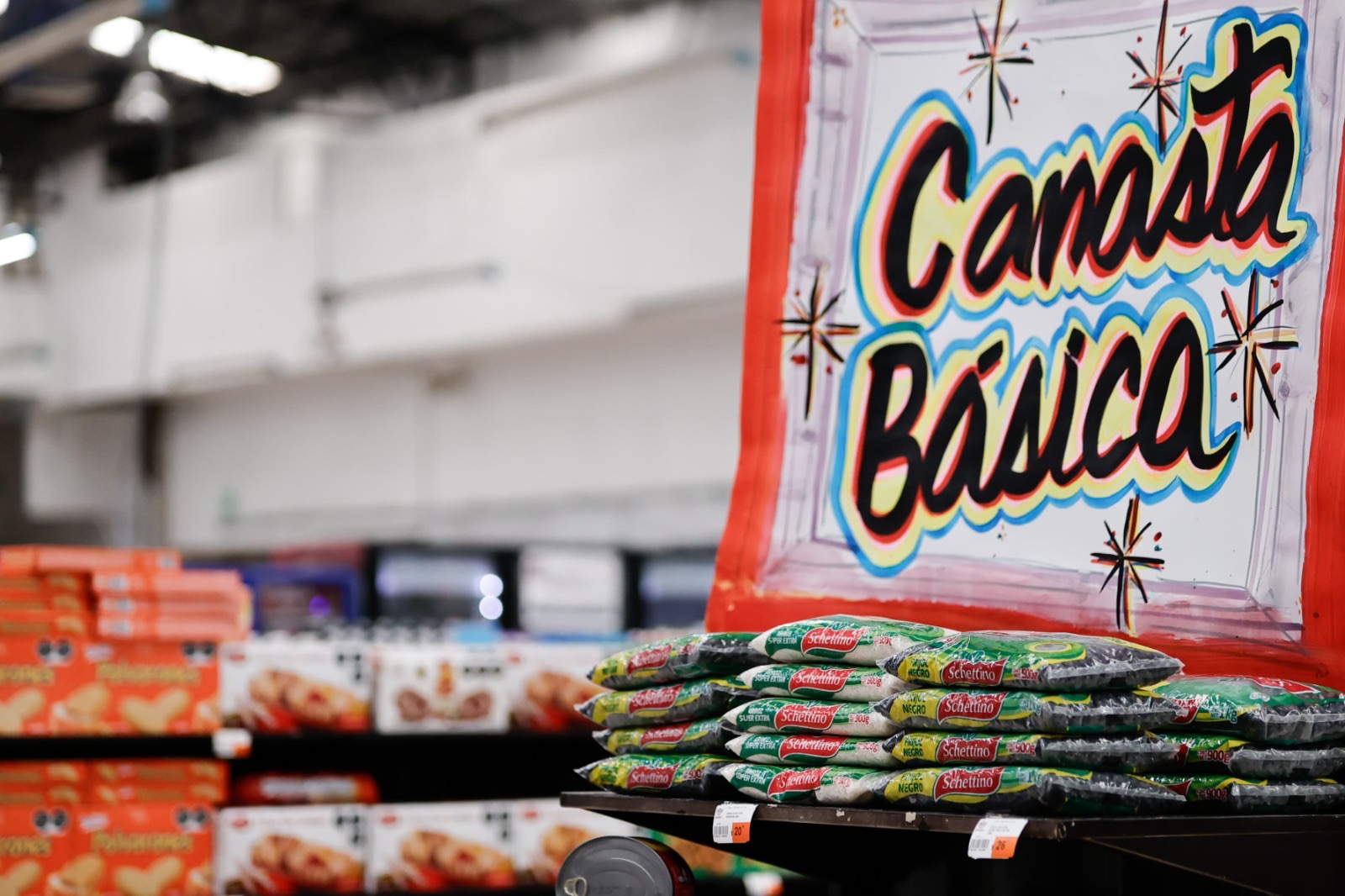 Profeco reconoce a SuperISSSTE por garantizar canasta básica a menos de 910 pesos