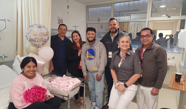 Inauguran servicio de tocología con nacimiento de una bebé