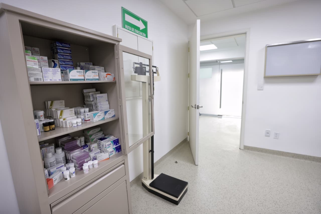 Inauguran primero de los 467 consultorios que habilitará el ISSSTE en centros laborales