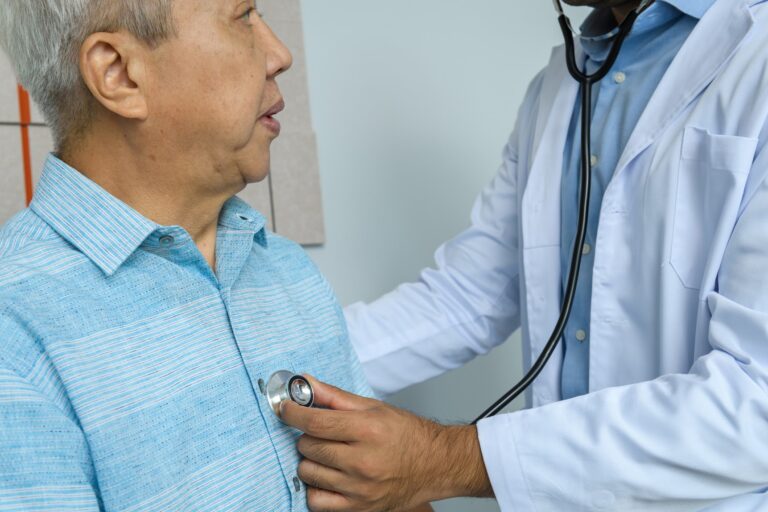 FDA aprueba primera terapia dirigida para cáncer de pulmón avanzado, ¿cuál?