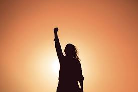 Experta revela 8 secretos para el empoderamiento de las mujeres, toma nota