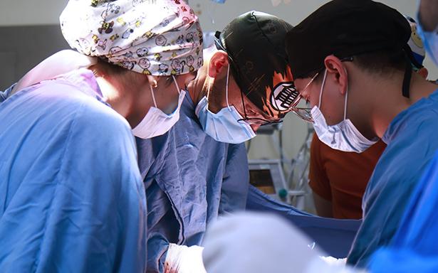 Con doble trasplante renal brindan nueva oportunidad de vida a dos pacientes