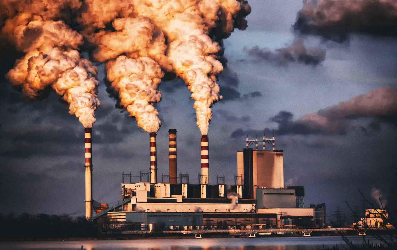 Vinculan compuestos en combustibles fósiles con el desarrollo de cáncer de mama y pulmón, Alzheimer y Parkinson