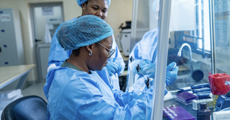 OMS incluye la prueba diagnóstica para detectar el ébola por el virus de Bundibugyo