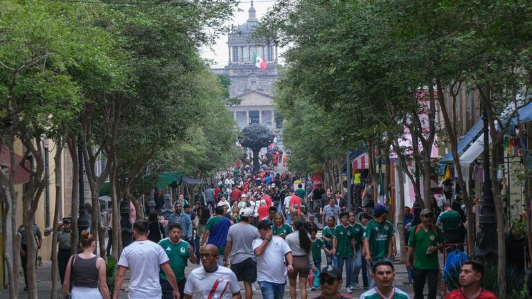 Jalisco reporta menor tasa de fecundidad en jóvenes y envejecimiento de la población
