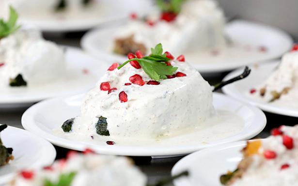 ¿Chiles en nogada saludables? IMSS te comparte su receta