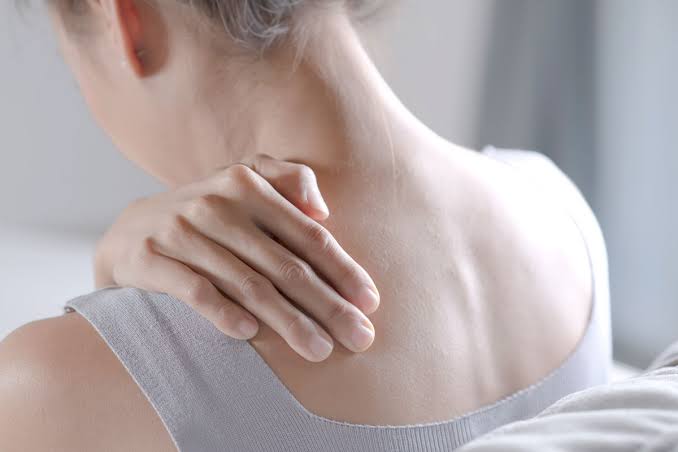 Dolor de huesos, daño en los riñones y anemia pueden ser señales tempranas de mieloma múltiple