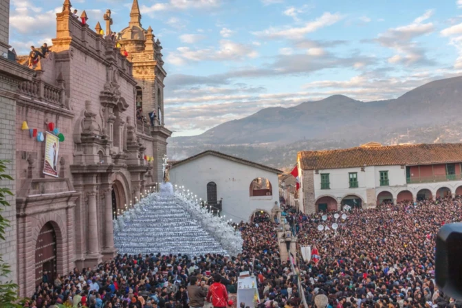 OPS evalúa “muy alto el riesgo” de propagación del sarampión ante próximos eventos religiosos masivos